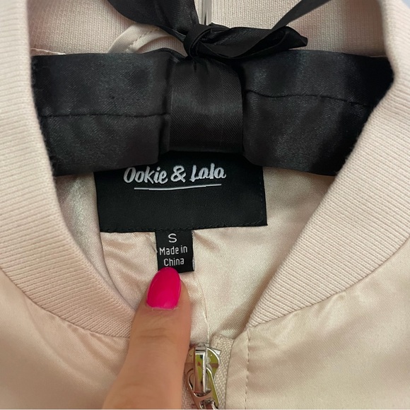 Pale pink satin bomber jacket - Picture 2 of 8